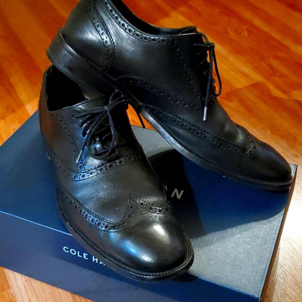 Cole Haan sz10.5 black oxfords